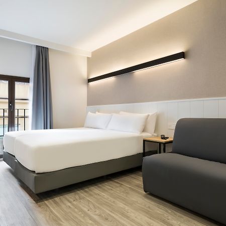 Acta Bcn 40 Hotel Barcelona Ngoại thất bức ảnh