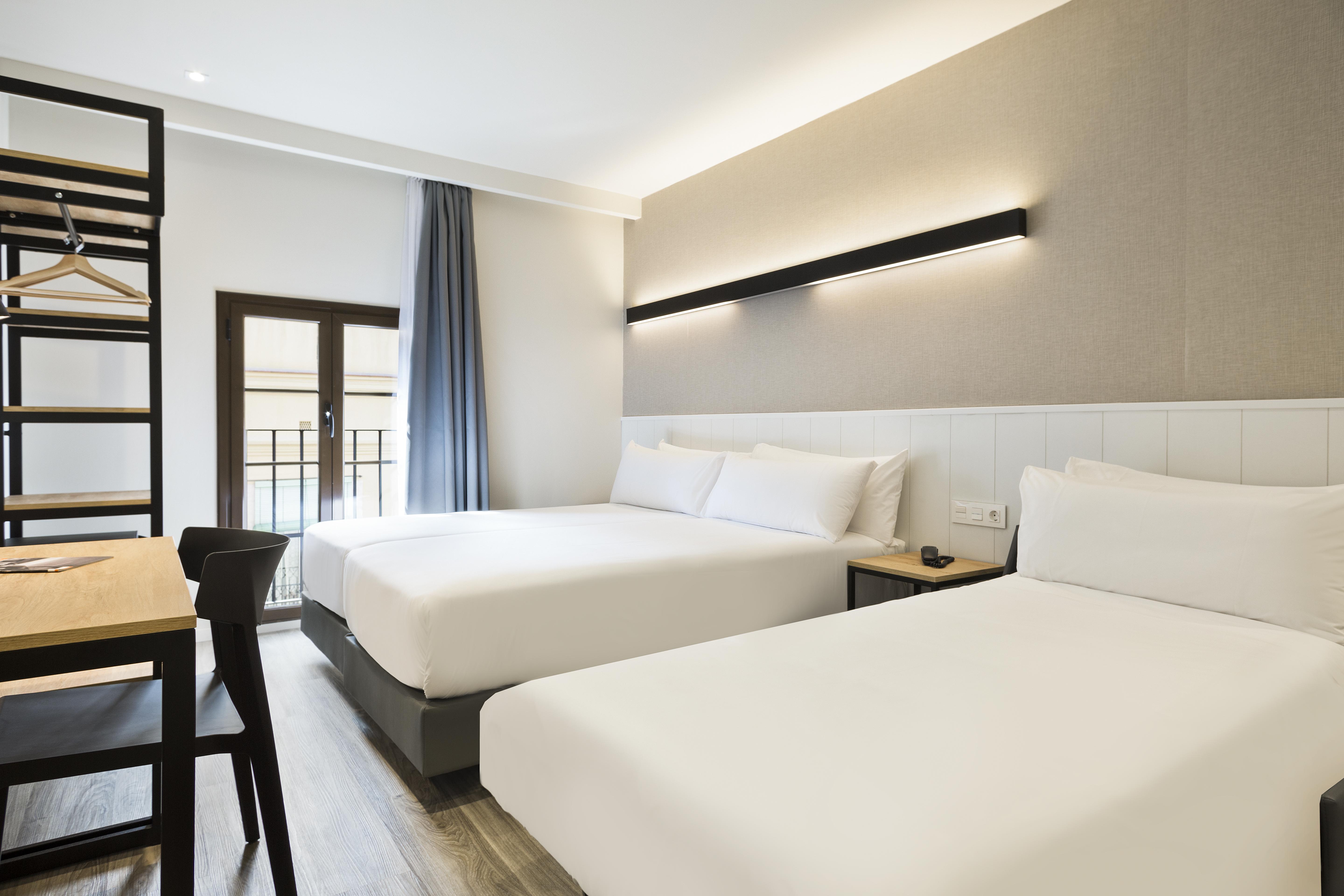 Acta Bcn 40 Hotel Barcelona Ngoại thất bức ảnh