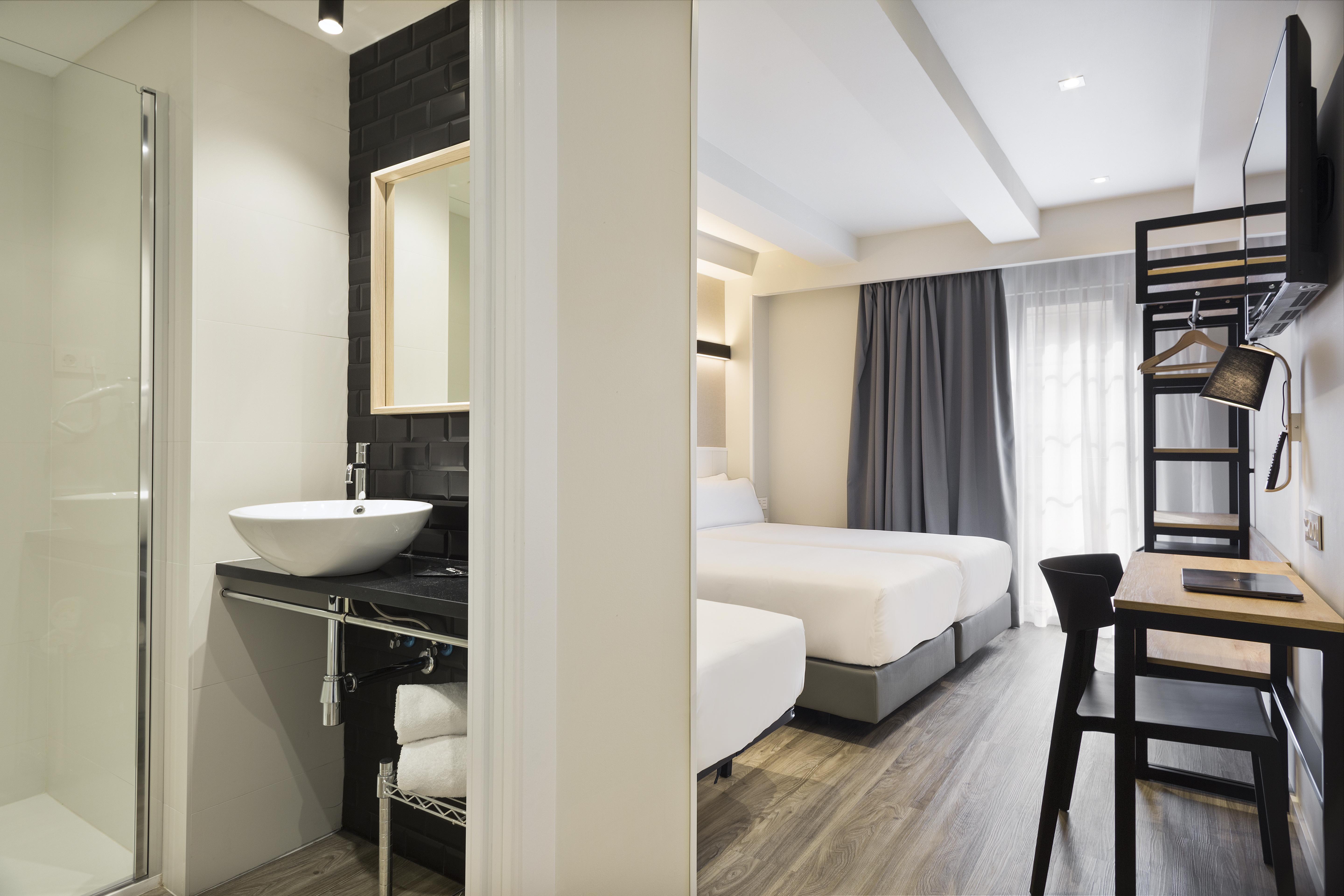 Acta Bcn 40 Hotel Barcelona Ngoại thất bức ảnh