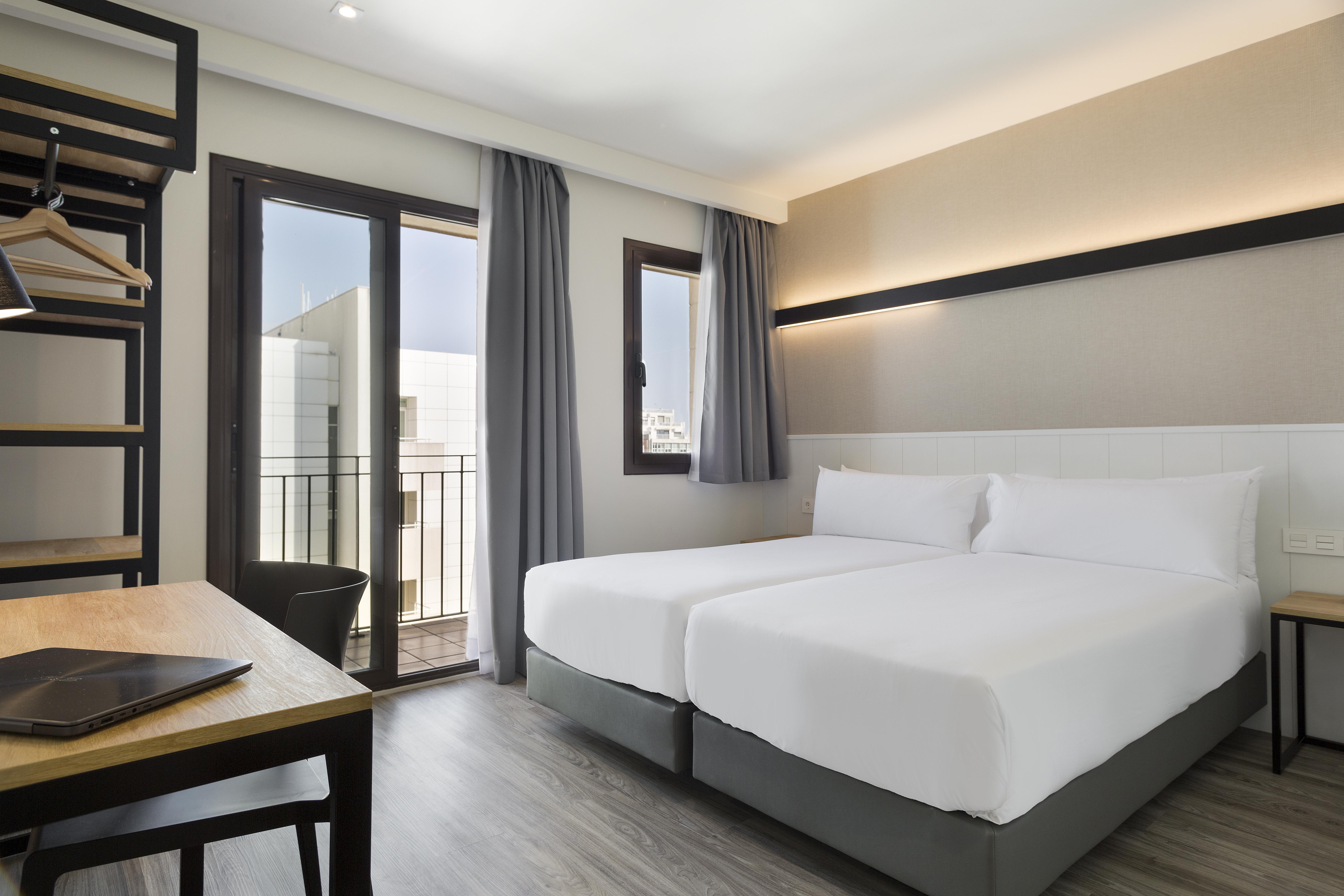 Acta Bcn 40 Hotel Barcelona Ngoại thất bức ảnh