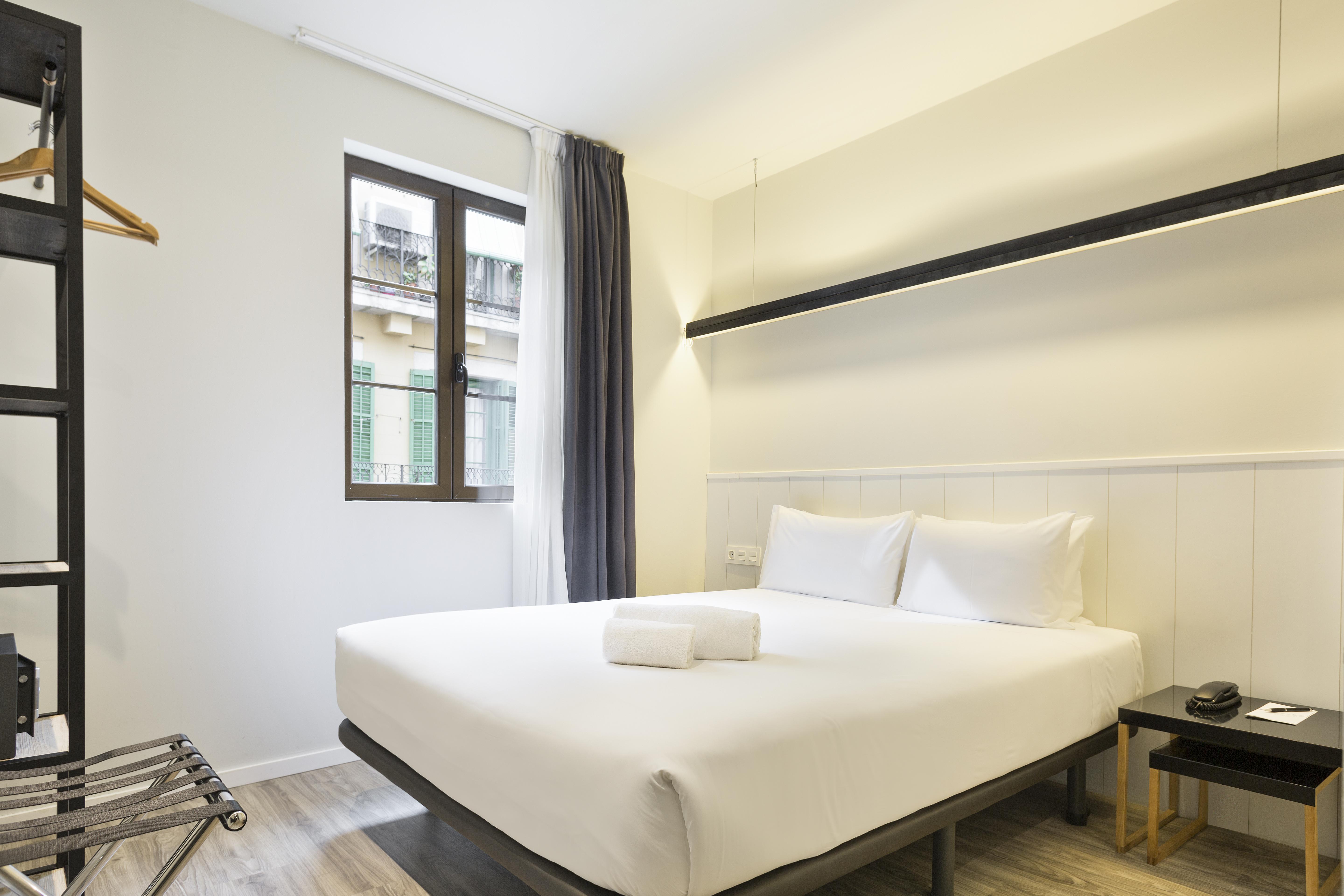 Acta Bcn 40 Hotel Barcelona Ngoại thất bức ảnh