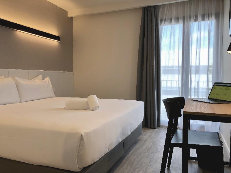 Acta Bcn 40 Hotel Barcelona Ngoại thất bức ảnh